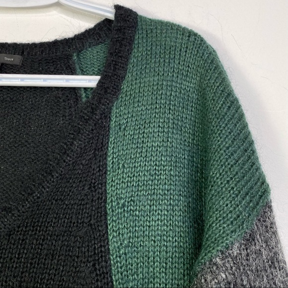 Mango Colorblock V-Neck Wool Blend Sweater High Low Drop Sleeve Gray Green Black - Picture 4 of 15